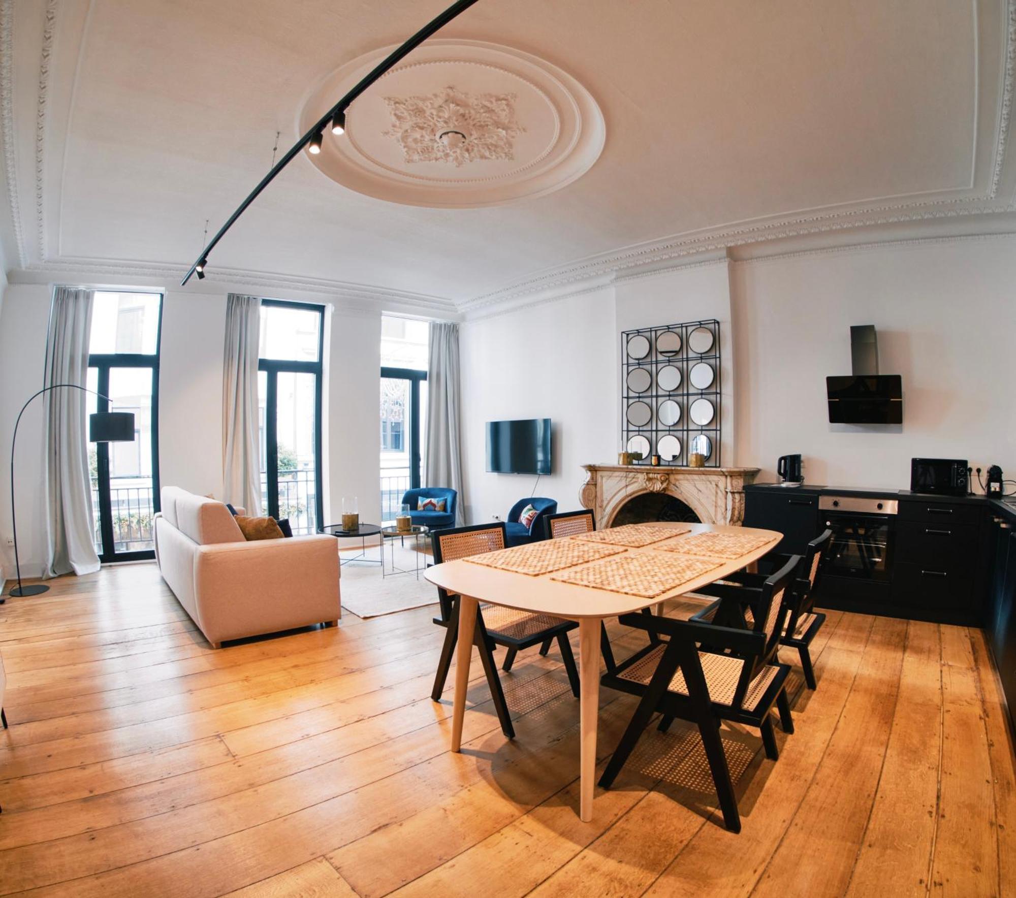 Urbanchic Appartement Elegance Hyper Centre リエージュ エクステリア 写真